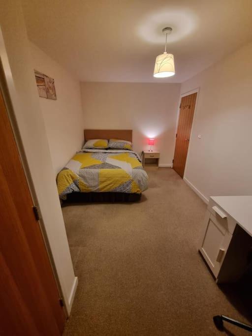 Laura'S Place Διαμέρισμα Isleworth Εξωτερικό φωτογραφία